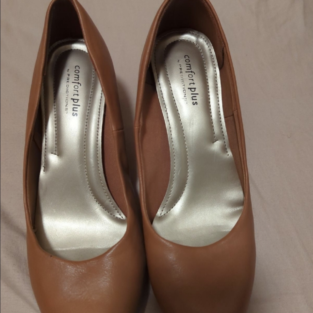 Kitten heel